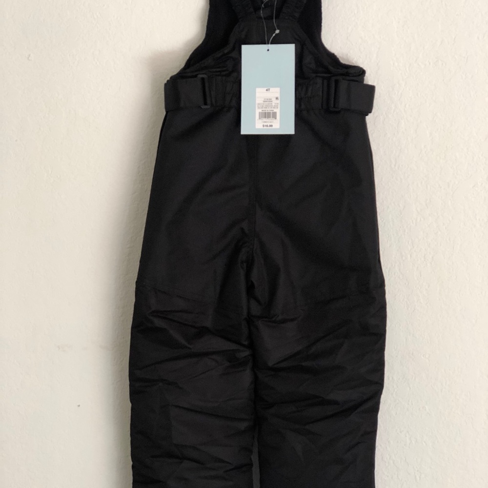 Brand new snow bib
